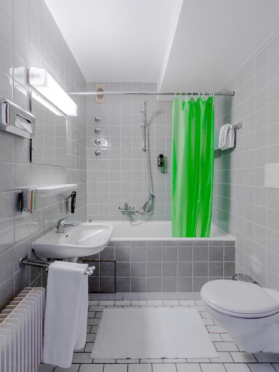 Hotel Parsberg Puchheim Habitación foto